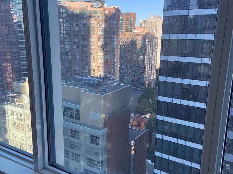 8 Wellesley St W #2606 — Photo 9