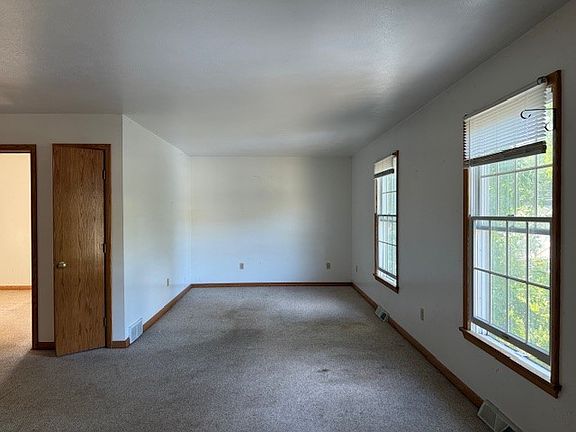 4th image of 627-29 Walbridge Rd