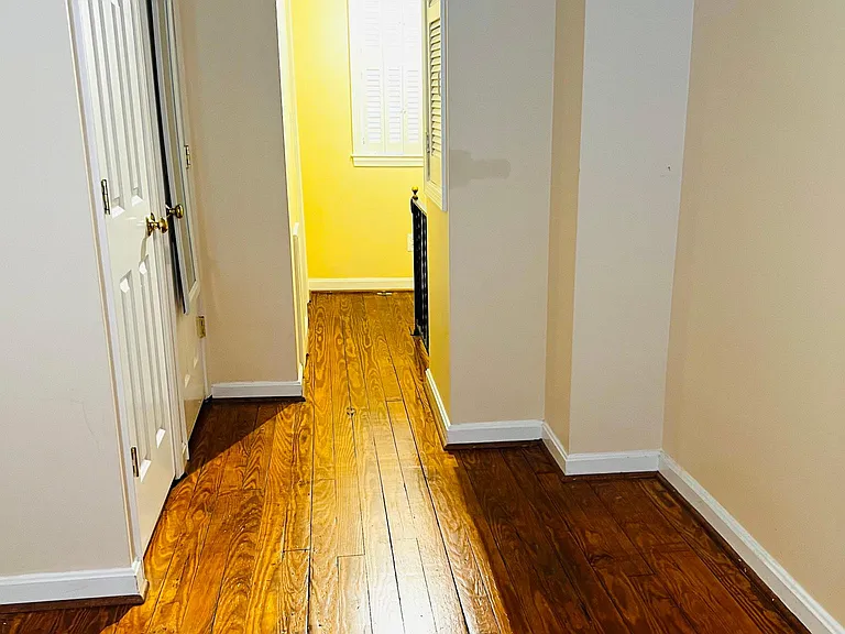 8 Snows Ct NW — Photo 13