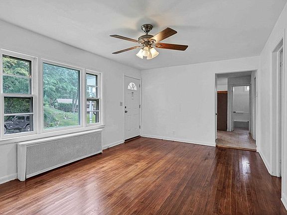 2nd image of 23 Madison Ave