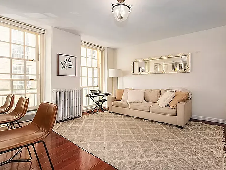 509 E 77th St #2GH — Photo 3