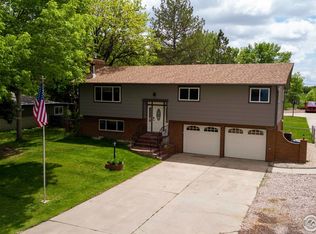 204 35th St SW, Loveland, CO 80537