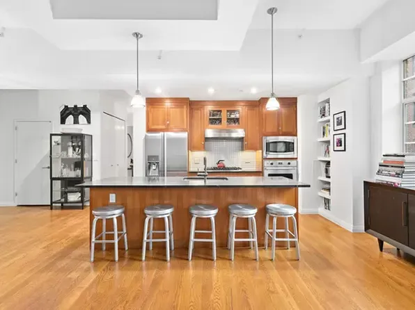 9 College Pl #2K, Brooklyn, NY 11201