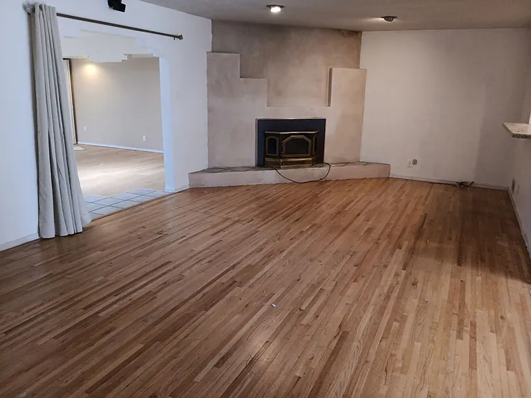 9825 Robin Ave NE — Photo 7