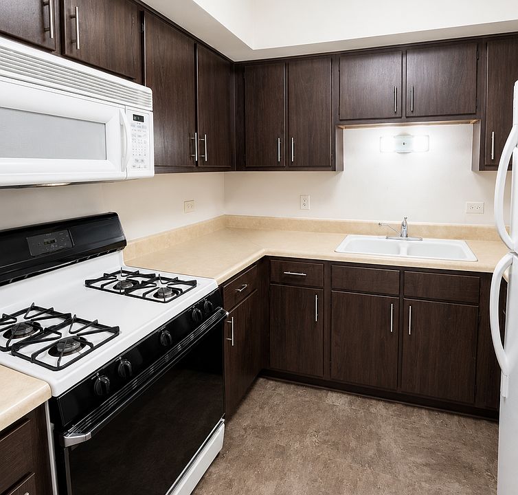 1st image of 6360 Washington St APT 2B