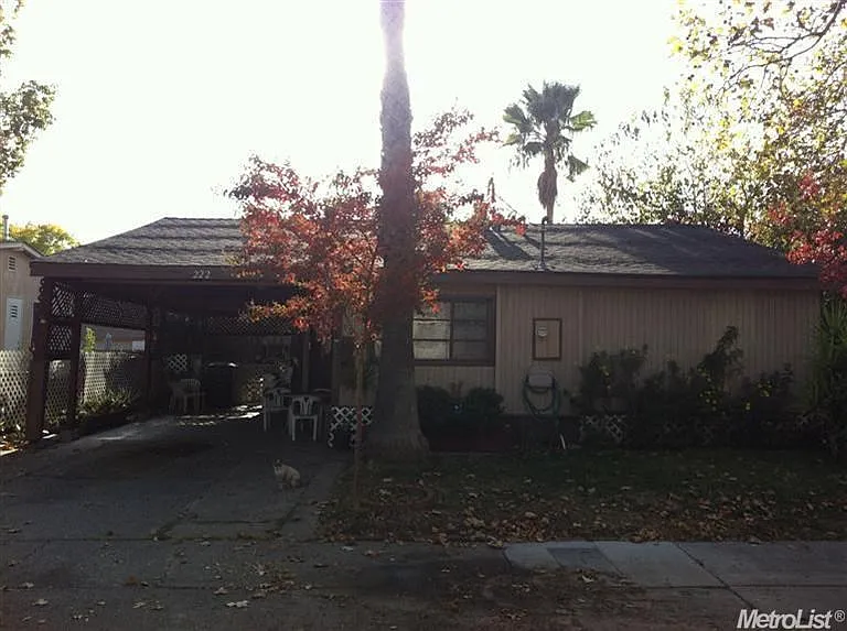 222 Nimitz St photo 1