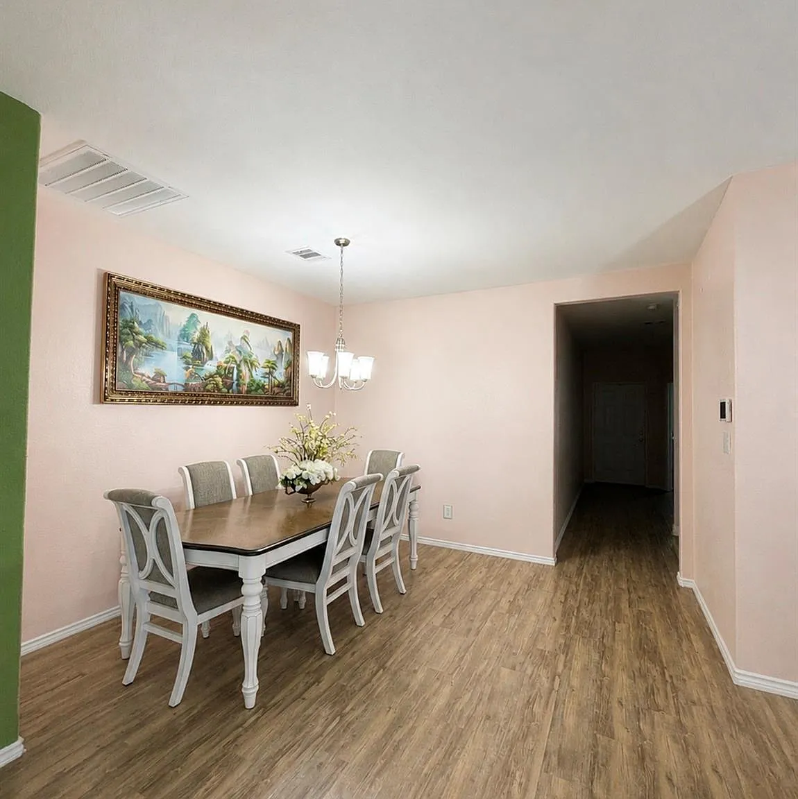 3 bed, 2.0 bath, 1445 sqft, $2,000 — Photo 3