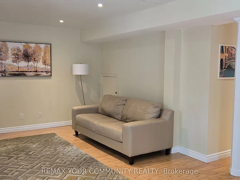 20 Seiffer Cres #BASEMENT — Photo 9