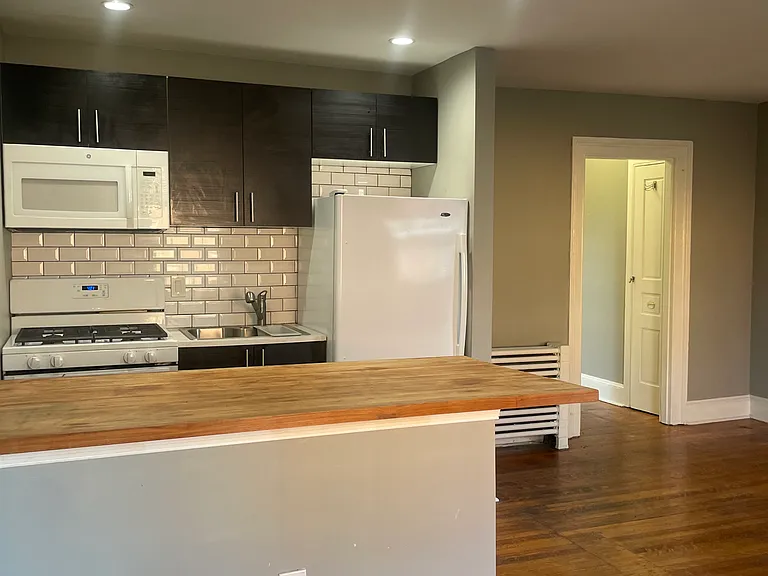 717 Park Ave #4R — Photo 12
