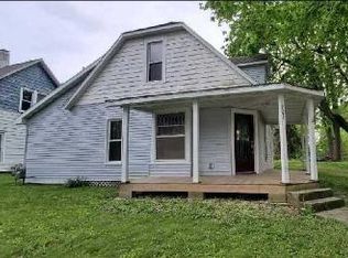 202 E State St, Fairmount, IL 61841