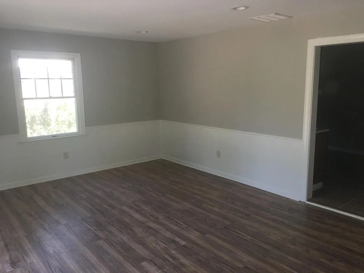 3 bed, 1500 sqft, $2,850 — Photo 2