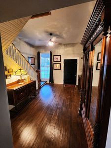 424 S Main St, La Grange, TX, 78945