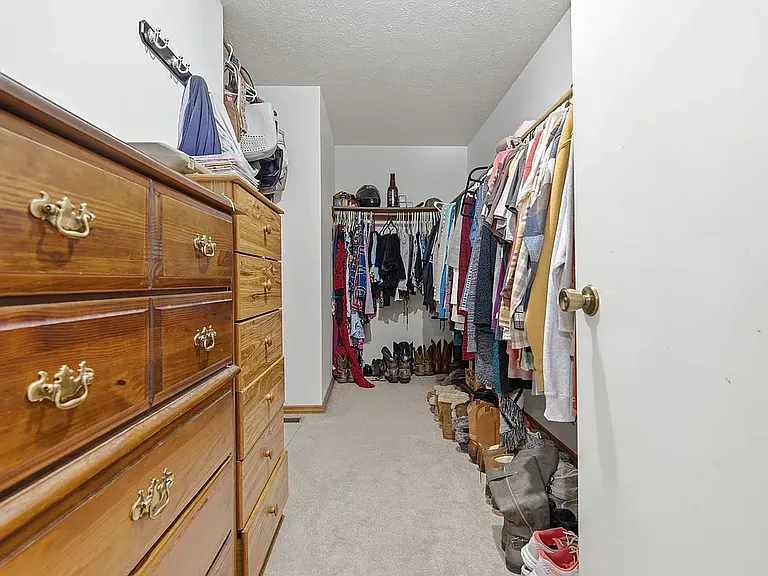 106 Wildflower Pl — Photo 8