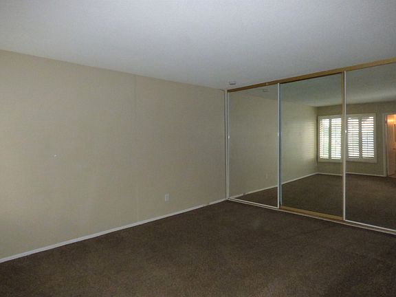 5th image of 9059 N 52nd Ave