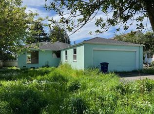 1144 C St, Arcata, CA 95521