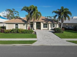 700 Egret Walk Ln, Venice, FL 34292