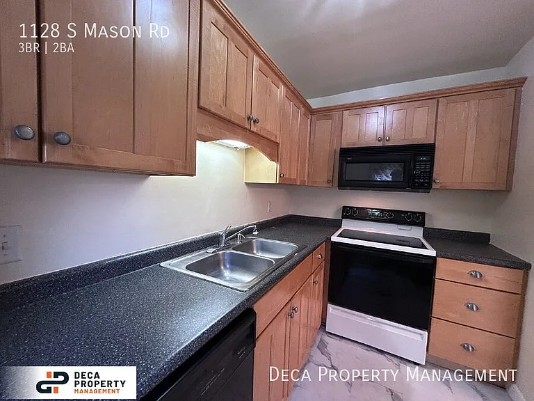 1128 S Mason Rd — Photo 7