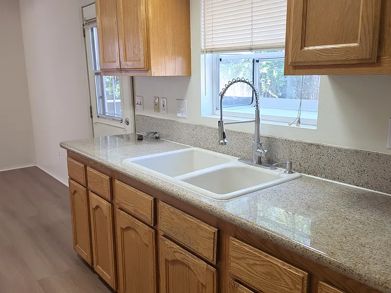 1844 S Chapel Ave #1/2 — Photo 13