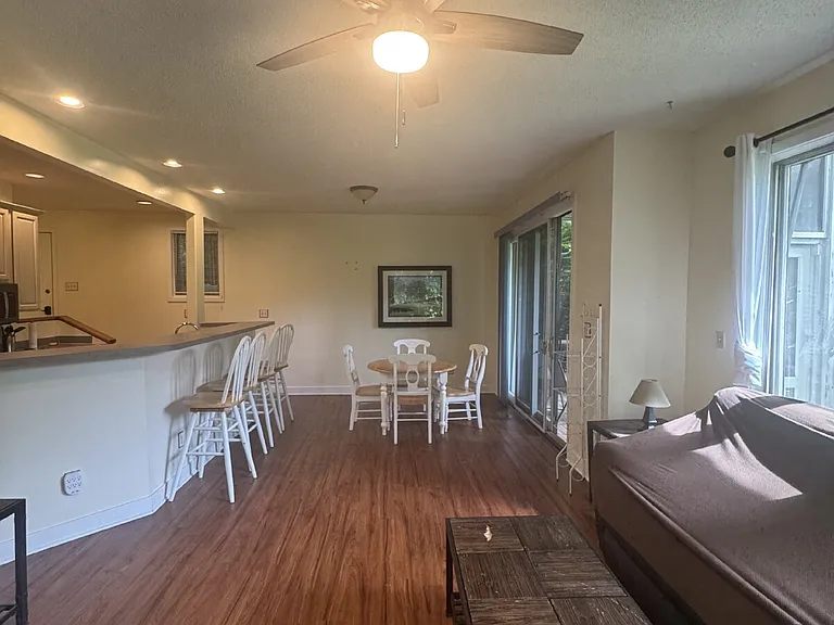 299 Blue Ridge Dr S #1 — Photo 6