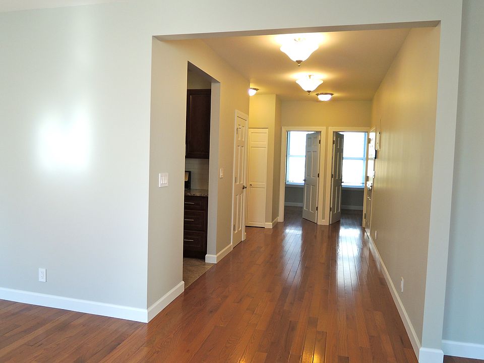 1st image of 2701 40th Ave
