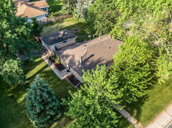 2801 W 106th St, Minneapolis, MN 55431