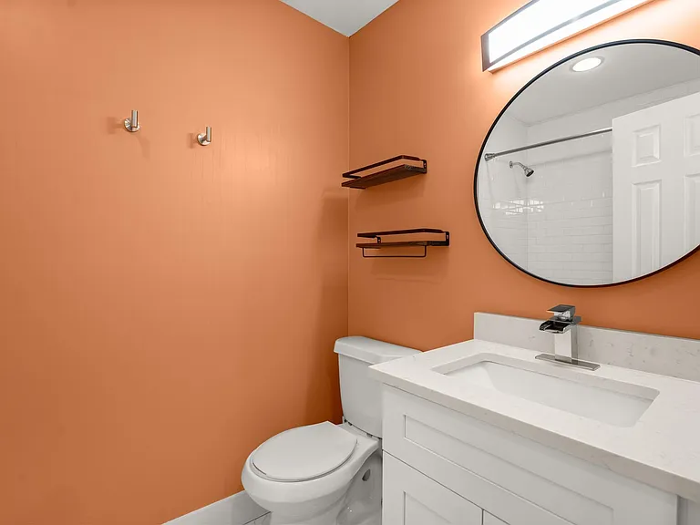 6410 Chimney Creek Cir #B — Photo 23