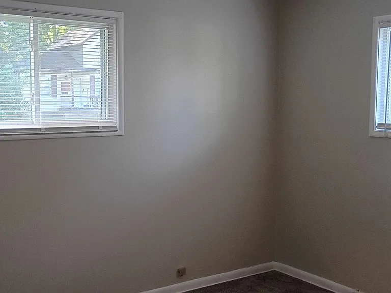 702 Saratoga Ave — Photo 13