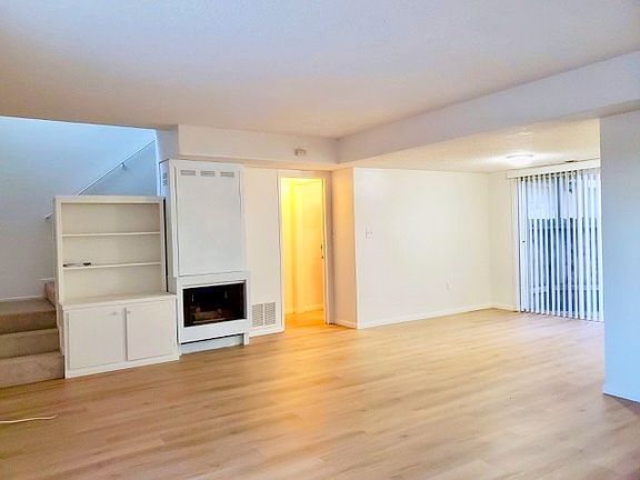3rd image of 128 W Arrellaga St #C