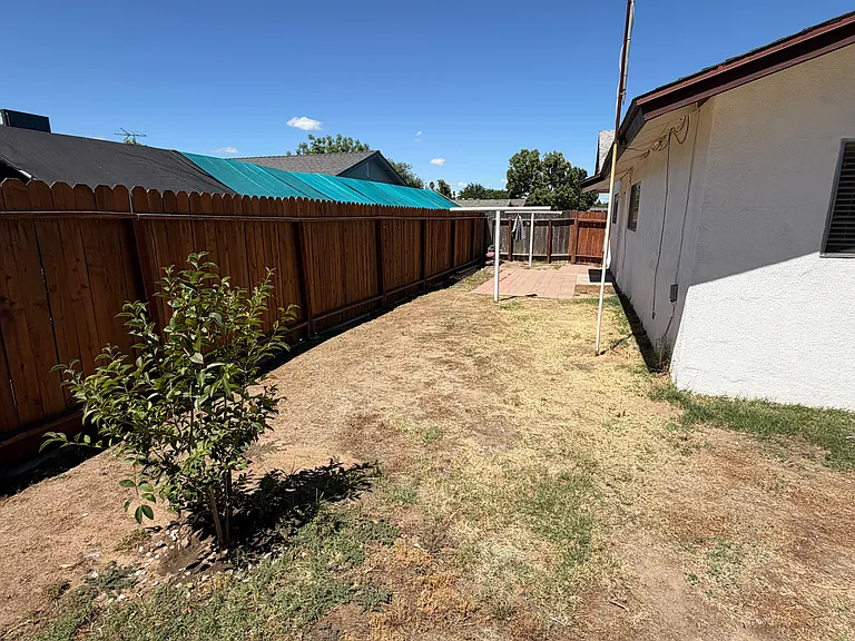 3056 Jasper St — Photo 24