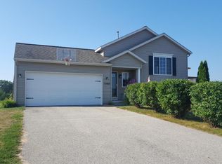 7580 Red Cedar Dr NE, Cedar Springs, MI 49319