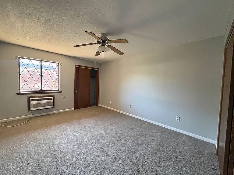 21 Dunlay St #1A — Photo 11