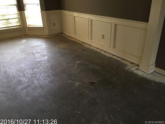 3rd image of 8415 S 98th Pl E