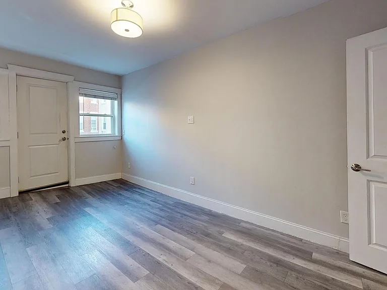 108 Meridian St #1 — Photo 13