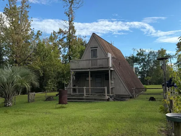 7516 Olde Mill Rd, Southport, FL 32409