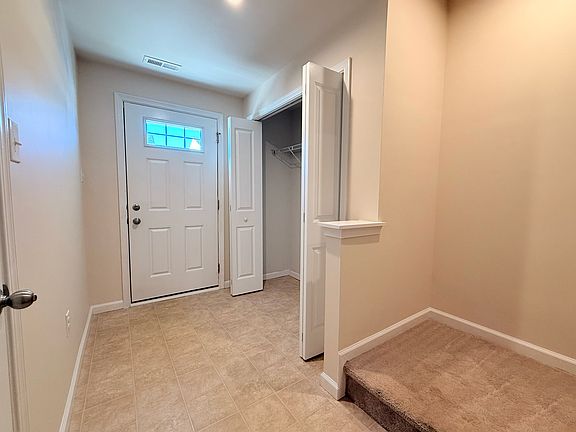 5th image of 115 Wye Oak Dr