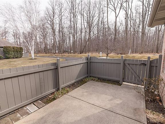 5th image of 8050 Harbor Creek Dr APT 1702