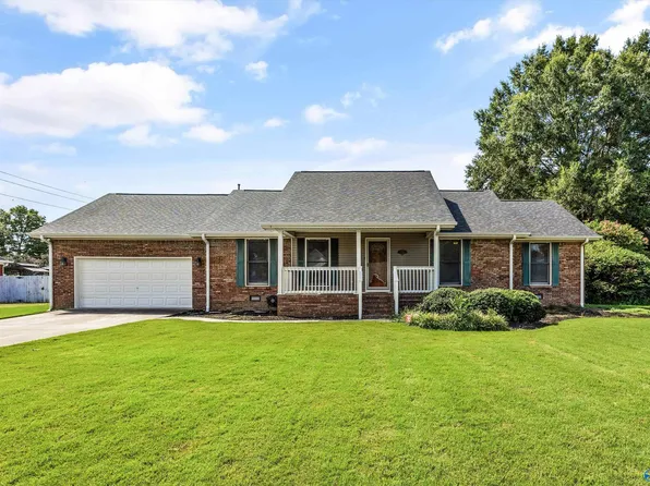 17960 Davis St, Athens, AL 35611