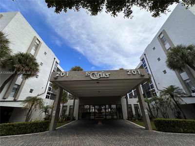 201 178th Dr APT 527, Sunny Isles Beach, FL, 33160