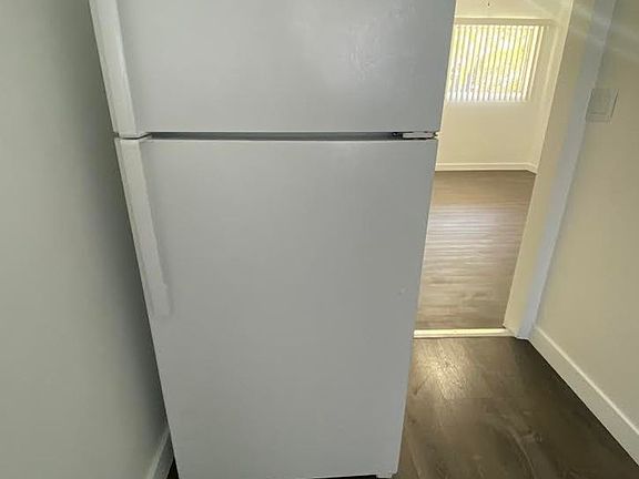 3rd image of 10485 National Blvd #5