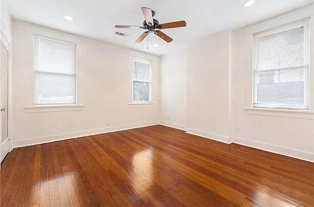 2644 Bruxelles St — Photo 10