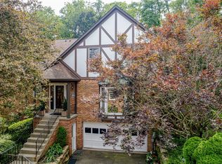 529 Kingsberry Cir, Pittsburgh, PA 15234