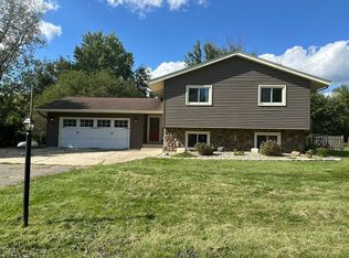 2220 E Berry Rd, Rives Junction, MI 49277