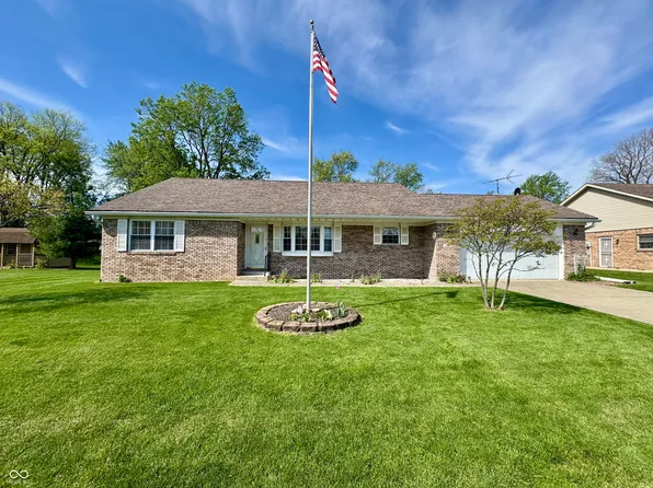 1207 N Monroe Way, Rushville, IN 46173
