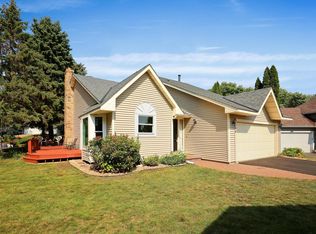 7358 Williams Ln, Eden Prairie, MN 55346