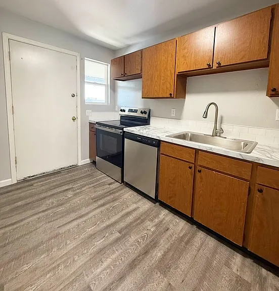 637 Pleasant Ave — Photo 4