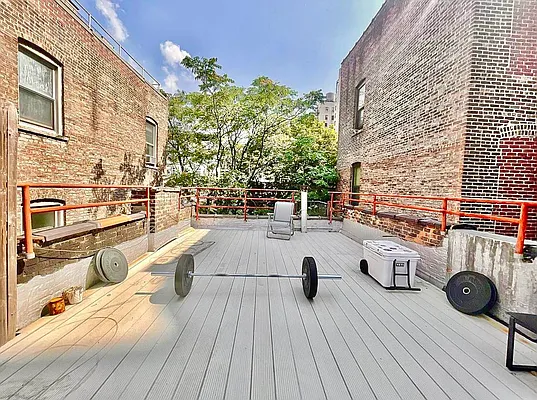 Rented by DALLAL | media 15