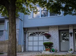 89 Lorraine Loop, Staten Island, NY 10309