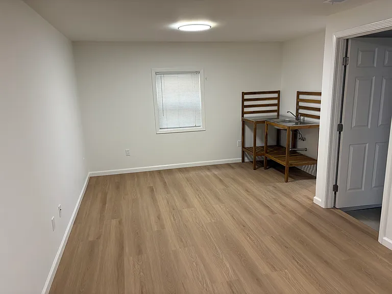 173 Harold Ave #1A — Photo 5