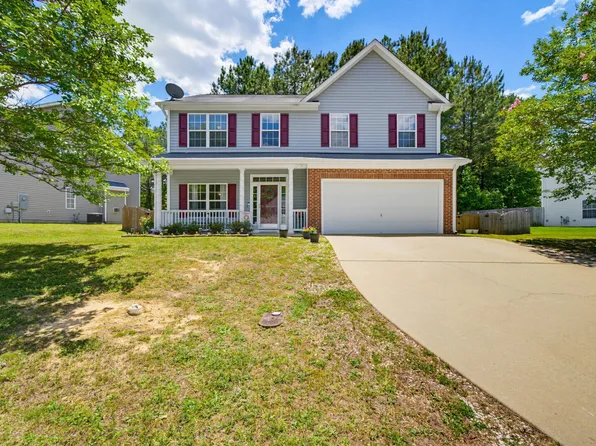 701 Hay River St, Garner, NC 27529