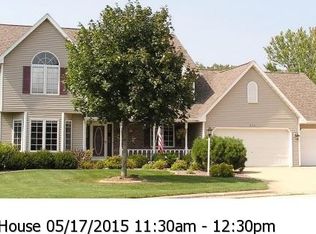 2116 N Courtland Dr, Green Bay, WI 54313